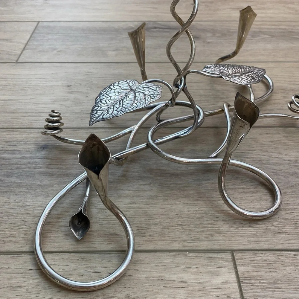 Art‎ Nouveau Lily Candle Holder
